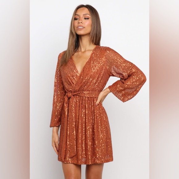 Petal and Pup glitz Sequin Longsleeve Mini Dress in rust NWT - Picture 2 of 6
